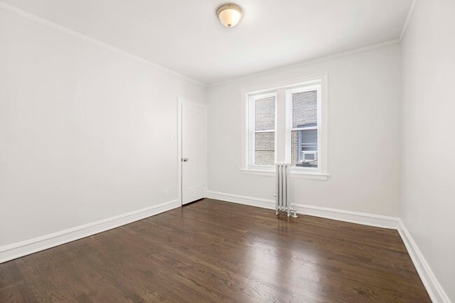 Building Photo - 4406 W Altgeld St