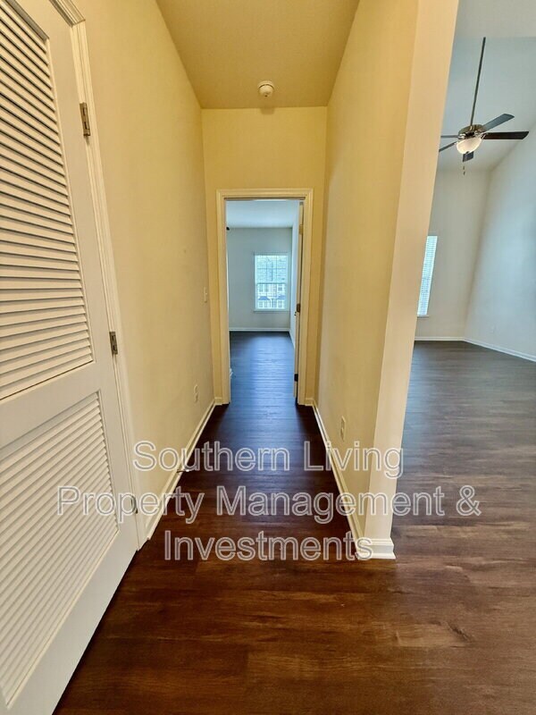 Building Photo - 9516 Birkwood Ct