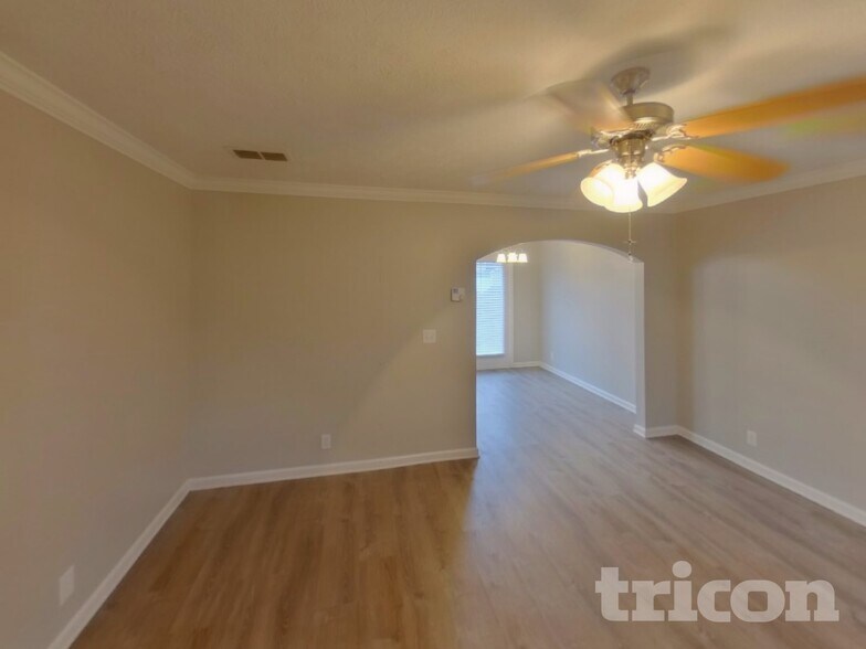 Building Photo - 1938 Falsetto Ln