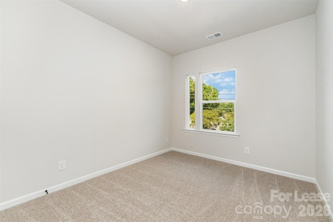 Building Photo - 3719 Davis Ave