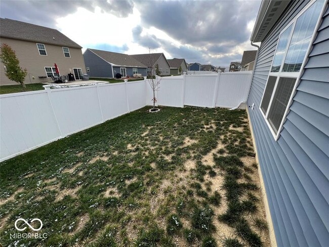 Building Photo - 5899 Stubbington Ln