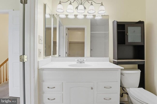 Building Photo - 6203 Abbottsbury Row