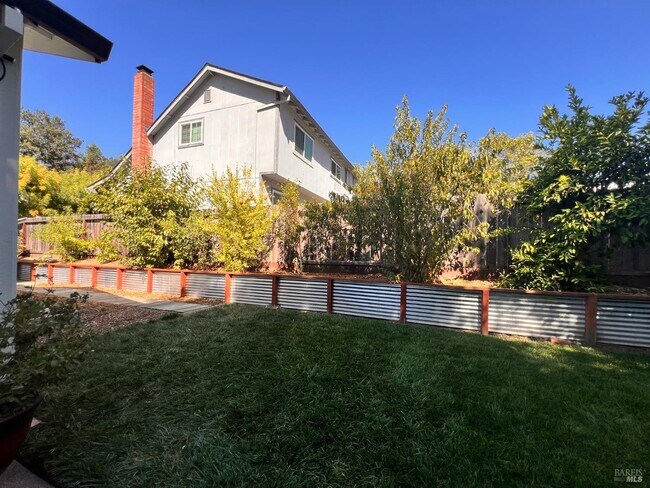 Building Photo - 5320 San Luis Ave