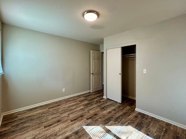 Building Photo - 3 Bedroom on S Glenn, Wichita KS!