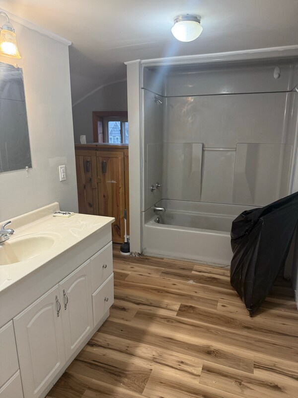 Building Photo - 622 Alexandria St