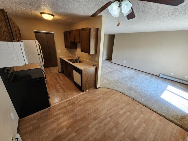 Building Photo - 2510 N 8th St