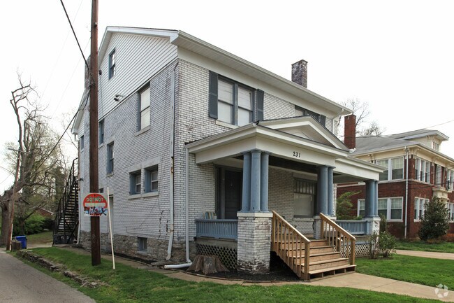 Building Photo - 231 E Maxwell St