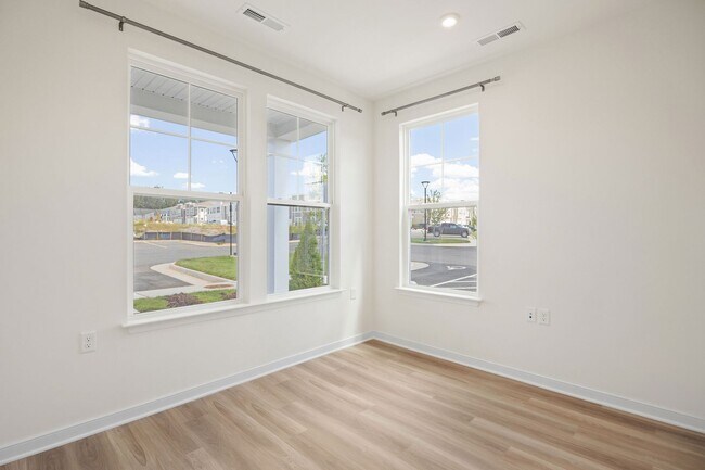 Building Photo - Brand New 2 Bedroom Condo Located in Midlothian!!!! MOVE IN SPECIAL* HALF OFF FIRST MONTHS RENT