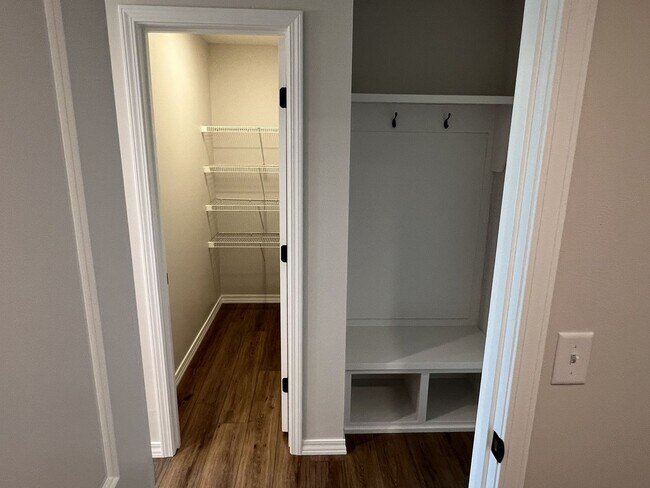 Building Photo - PRE-LEASING! South Nixa 3 Bedroom Family Home