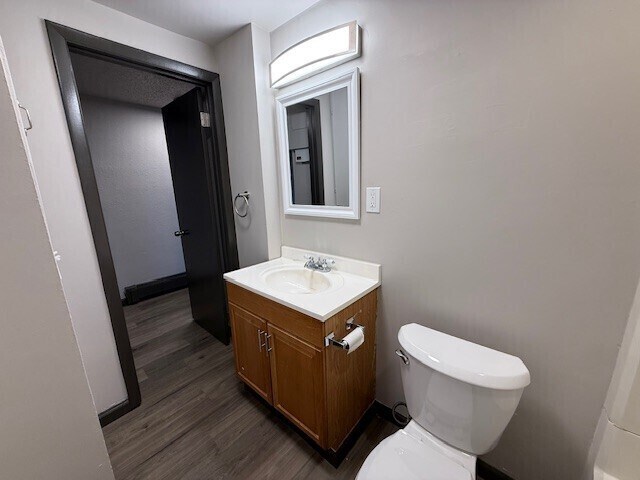 Building Photo - 16 N Broadway St