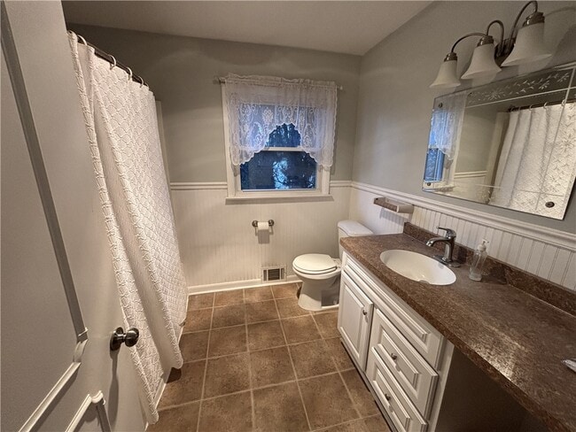 Building Photo - 213 Governor Terrace