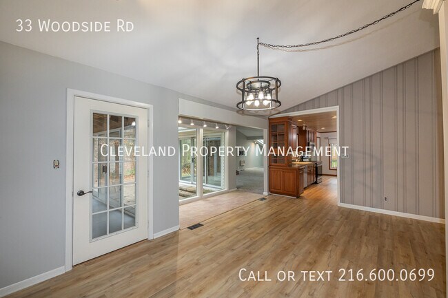 Building Photo - 33 Woodside Rd