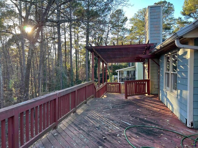 Building Photo - 115 Wedgewood Ct