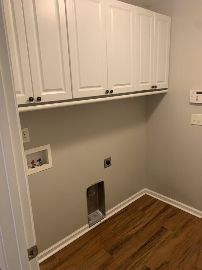 Building Photo - 106 Old Prestwick Ct