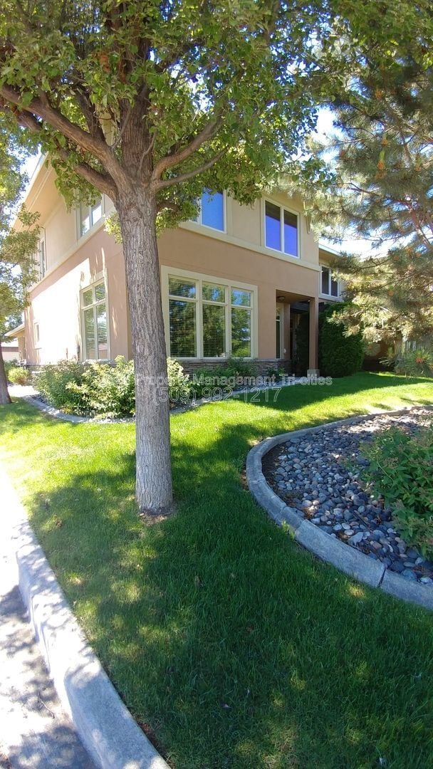 Building Photo - 459 Columbia Point Dr