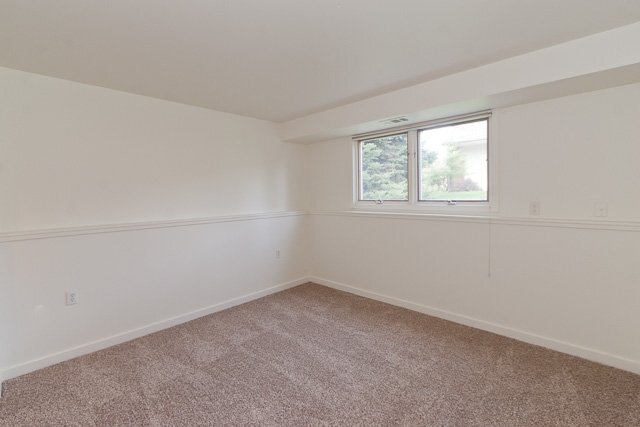 Building Photo - 1300 Kirkwood Dr