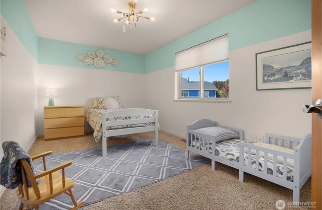 Building Photo - Spacious 4-Bedroom Gem with Fully Fenced Y...