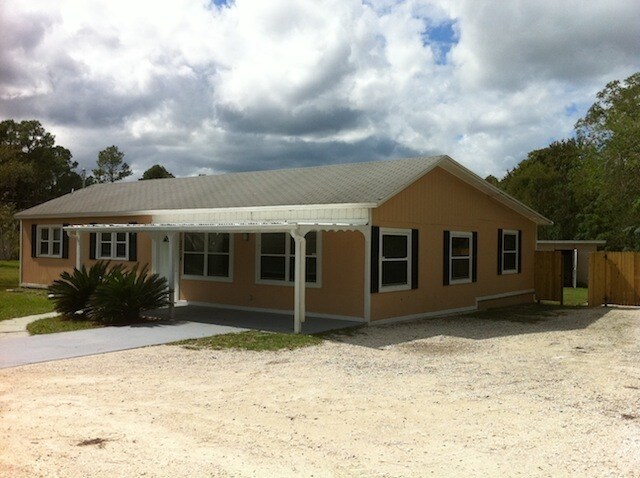 Building Photo - 2214 Peach Dr