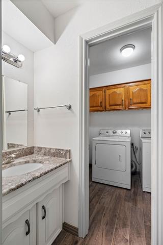 Building Photo - 3312 Bandolino Ln