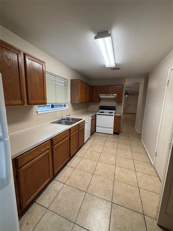 Building Photo - 515 Luther Dr