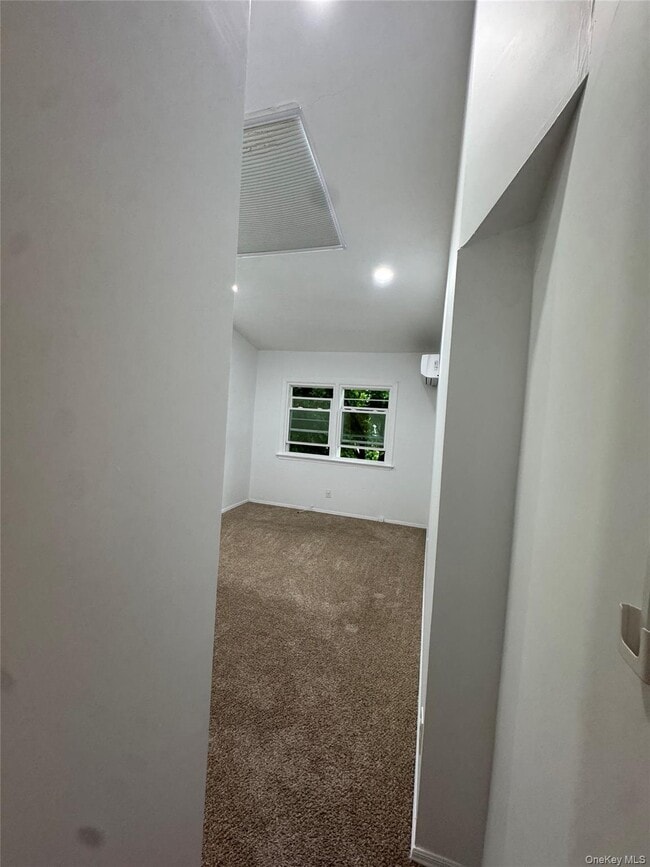 Building Photo - 630 Tulip Ave