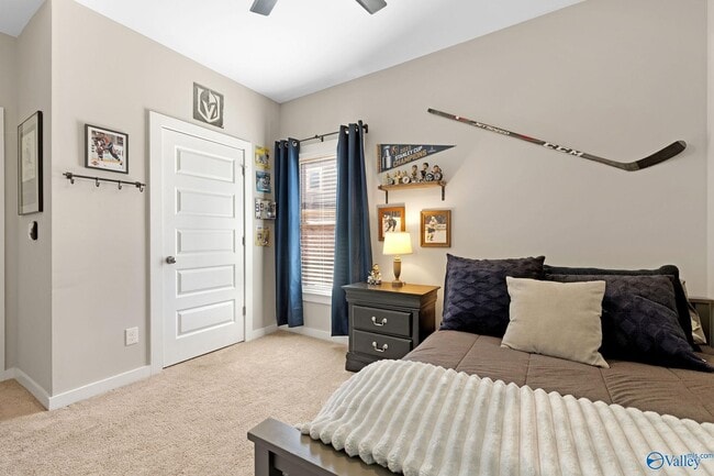 Building Photo - 44 Oak Ridge Pl