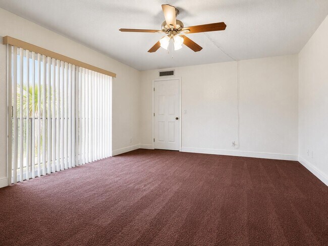 Building Photo - 168 Lake Arbor Dr