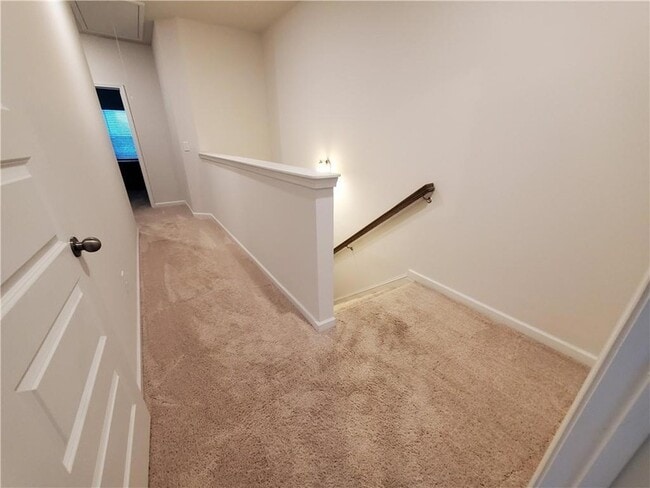 Building Photo - 143 Sawgrass Dr