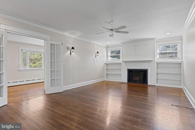 Building Photo - 1224 Lancaster Ave