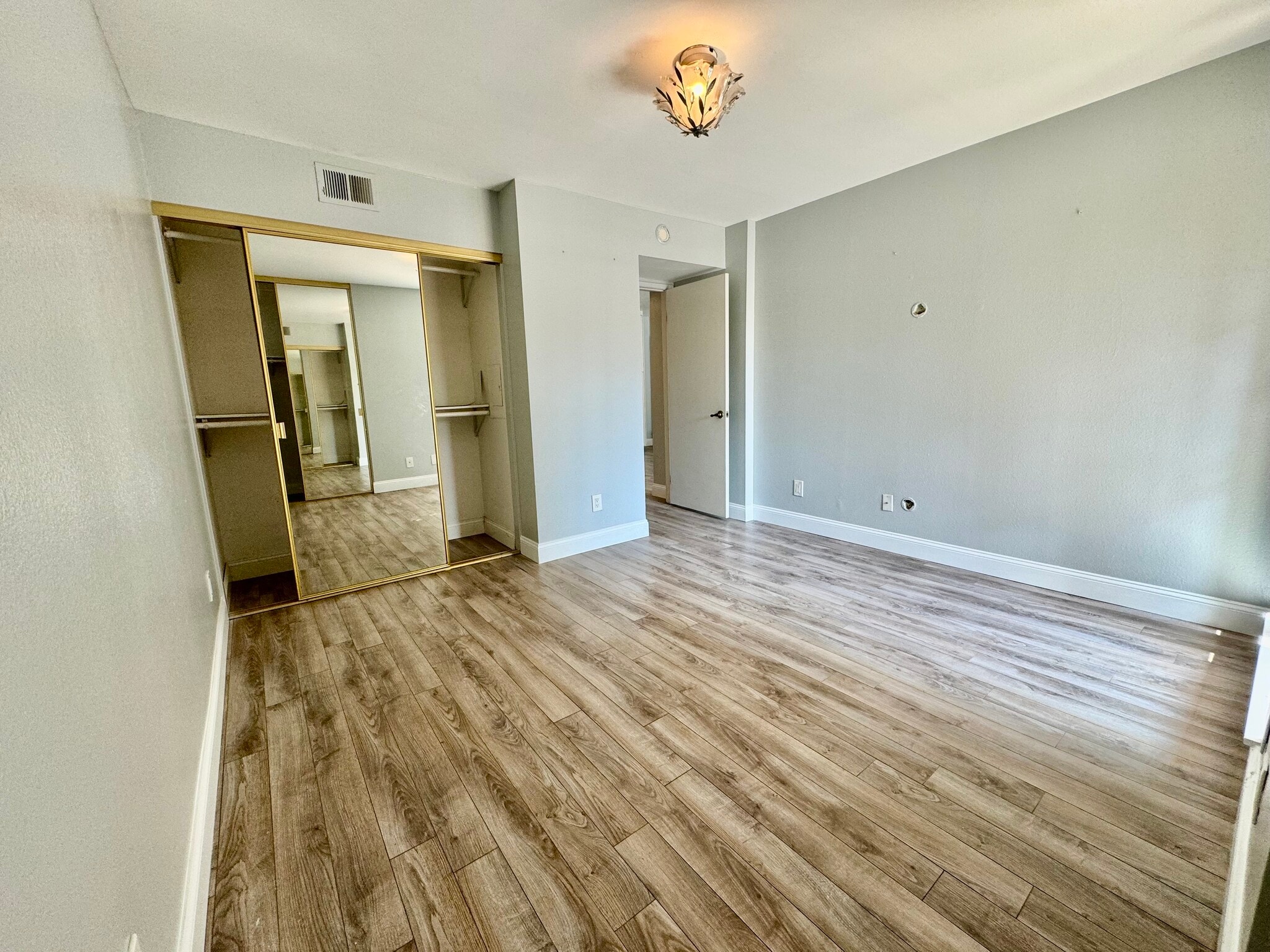 Building Photo - 7770 Youngdale Way