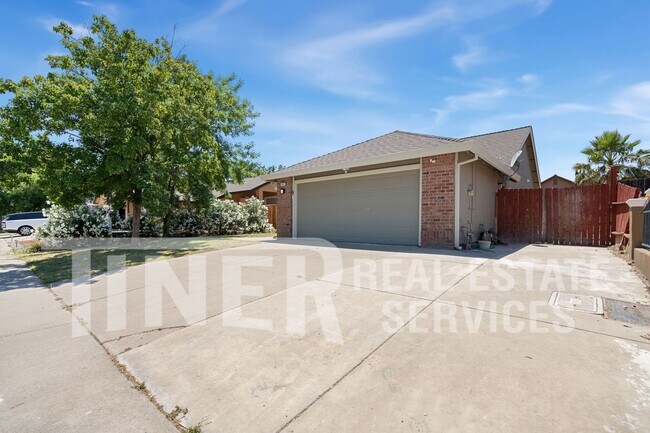 Building Photo - 7661 Copper Cove Pl