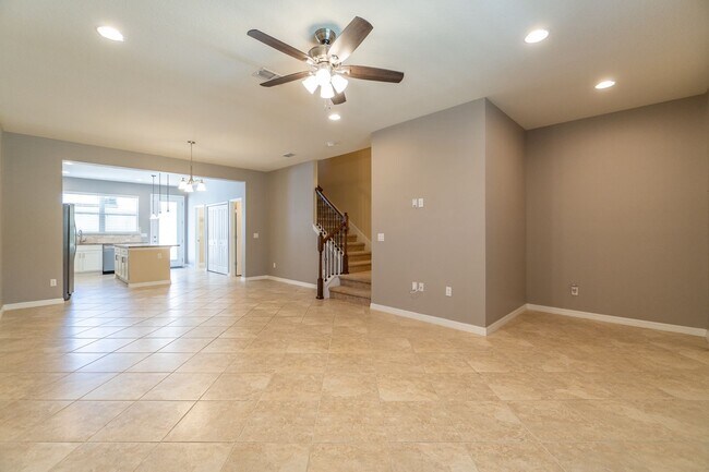 Building Photo - Beautiful Energy Efficient 3/2.5 Townhome ...