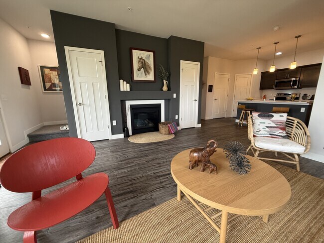 Building Photo - 5509 Prairie Pl Dr