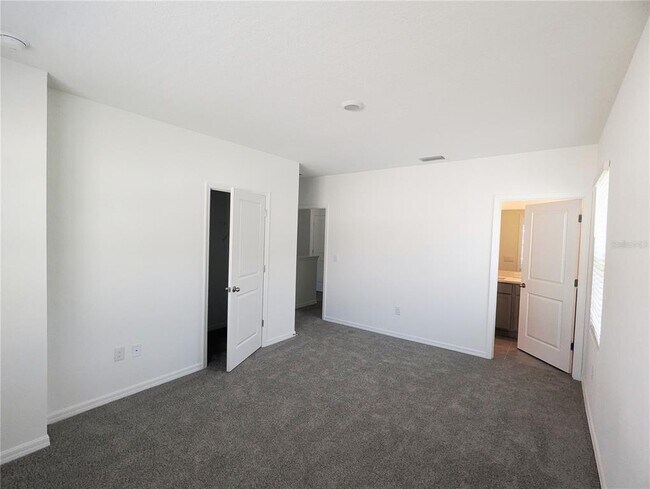 Building Photo - 4460 Rachel Fls Dr