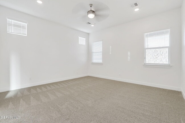 Building Photo - 12929 Powick Dr