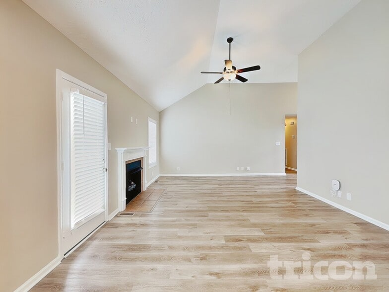 Building Photo - 1616 Broad Cir