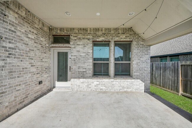 Building Photo - 11807 Latoveste Ln