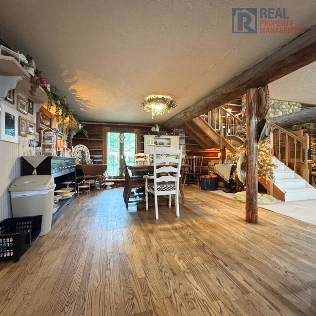 Building Photo - Lynch - 6005 (Olympic group - ADV only)