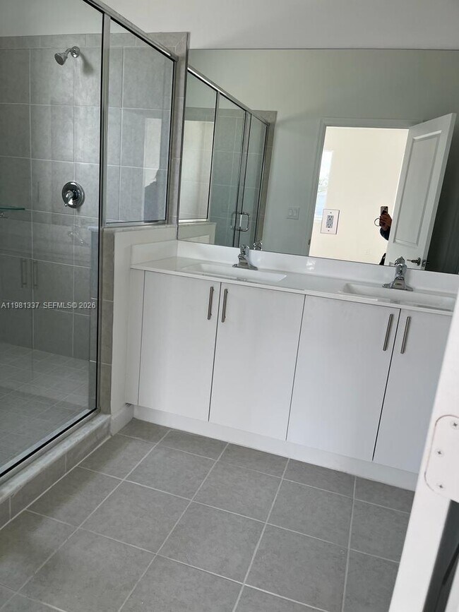 Building Photo - 14806 SW 163rd St