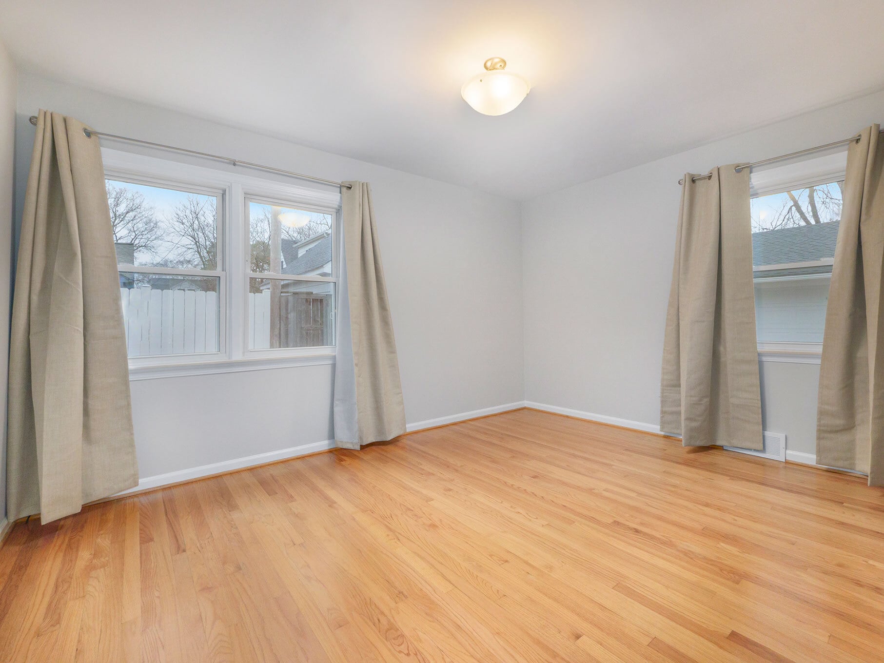 Master bedroom - 516 Berkley Ave