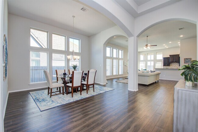 Building Photo - 13520 Mason Canyon Ln