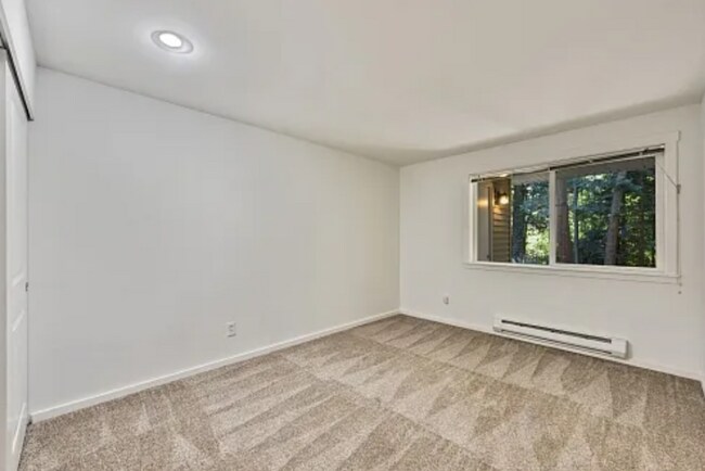 Building Photo - 11227 NE 128th St