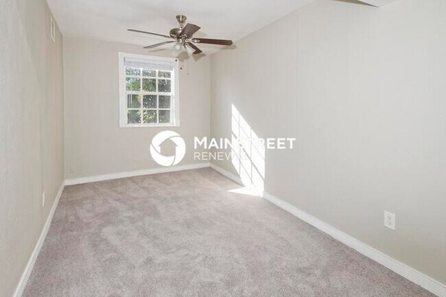 Building Photo - 4 Bedroom Pet-Friendly Home in Lake Worth,...