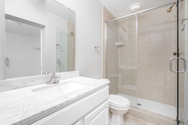 Building Photo - Stunning 3-Bedroom Home in Prime Glendale Location