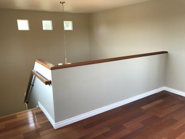 Building Photo - this will be gone this weekend! Rare change to rent a 2005 built 2 bedroom house HOUSE in Glassel...