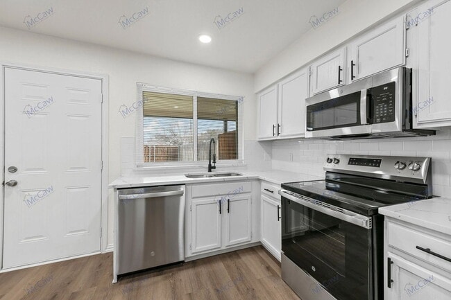 Building Photo - 207 Pate Orr Rd S