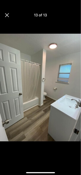 Building Photo - 1402 Rose Ave