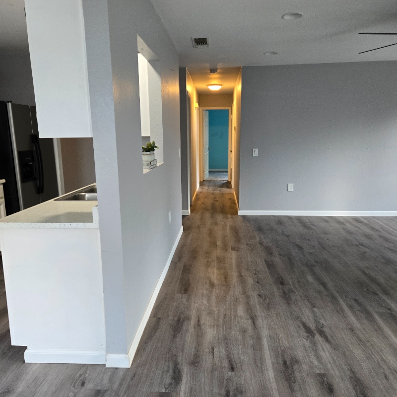 Building Photo - 9450 Bowen Dr