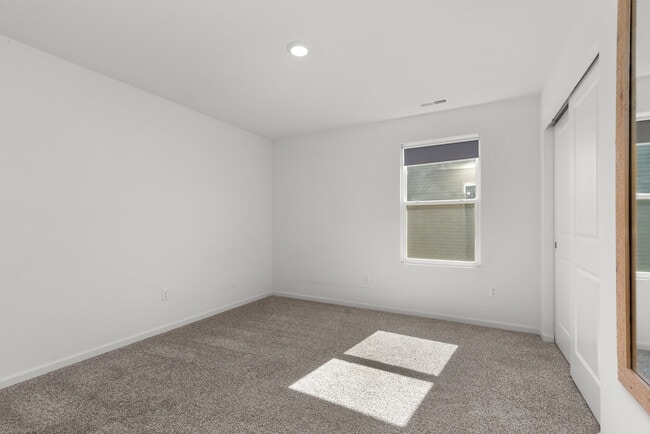 Building Photo - 2461 Tahoe ln