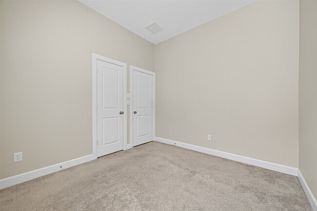 Building Photo - 302 Pure Parsley Path